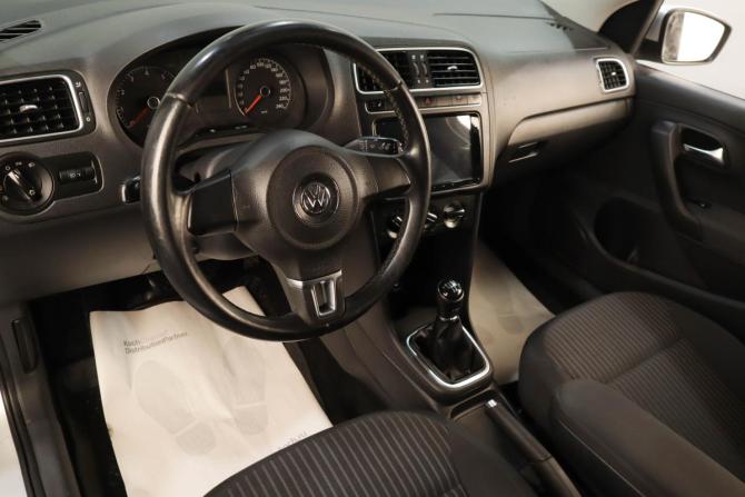 Volkswagen Polo V с пробегом 2012 года, цена 699 000 рублей, 177640 км, седан, Автокод Объявления