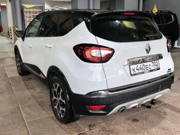 Renault Kaptur I с пробегом 2017 года, цена 1 520 000 рублей, 163469 км, внедорожник, Автокод Объявления