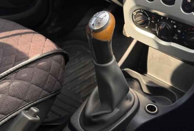 Renault Sandero I с пробегом 2012 года, цена 540 000 рублей, 182080 км, хэтчбек, Автокод Объявления