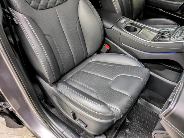 Hyundai Santa Fe IV Рестайлинг с пробегом 2022 года, цена 4 040 000 рублей, 36618 км, внедорожник, Автокод Объявления