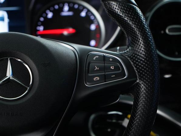 Mercedes-Benz V-Класс III (W447) Рестайлинг с пробегом 2020 года, цена 4 949 099 рублей, 130519 км, минивэн, Автокод Объявления