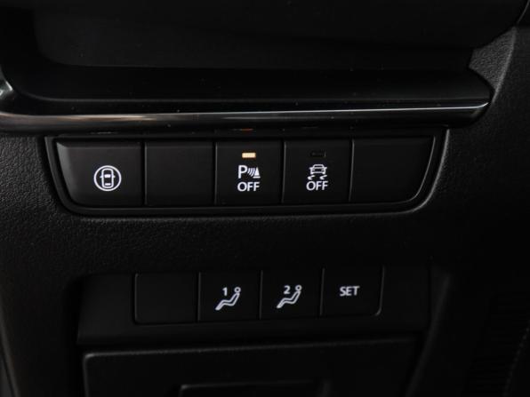 Mazda 3 IV (BP) с пробегом 2019 года, цена 2 250 000 рублей, 79878 км, хэтчбек, Автокод Объявления