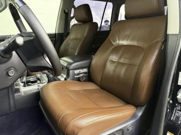 Toyota Land Cruiser 200 Series Рестайлинг 2 с пробегом 2016 года, цена 5 700 000 рублей, 122630 км, внедорожник, Автокод Объявления