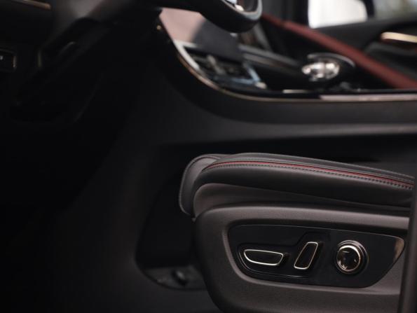 GAC M8 с пробегом 2024 года, цена 4 574 000 рублей, 39679 км, минивэн, Автокод Объявления