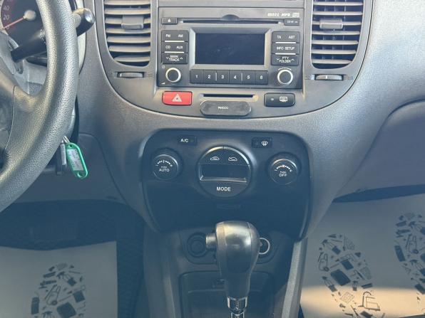 Kia Rio II Рестайлинг с пробегом 2010 года, цена 390 000 рублей, 192278 км, седан, Автокод Объявления