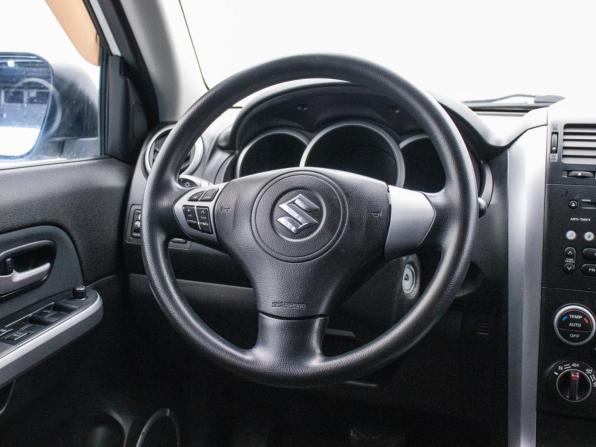 Suzuki Grand Vitara II Рестайлинг 2 с пробегом 2013 года, цена 1 345 000 рублей, 177480 км, внедорожник, Автокод Объявления