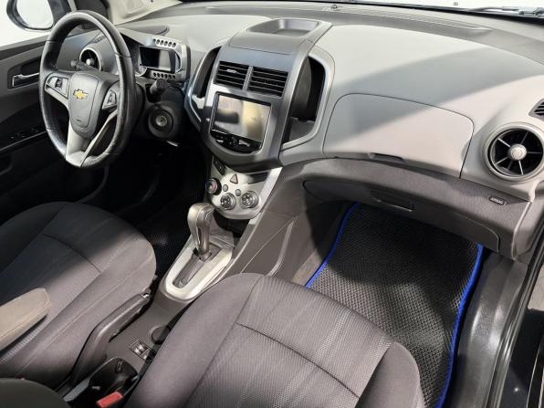 Chevrolet Aveo II с пробегом 2015 года, цена 949 800 рублей, 91000 км, хэтчбек, Автокод Объявления