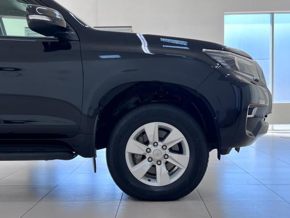 Toyota Land Cruiser Prado 150 Series Рестайлинг 2 с пробегом 2019 года, цена 4 950 000 рублей, 104000 км, внедорожник, Автокод Объявления