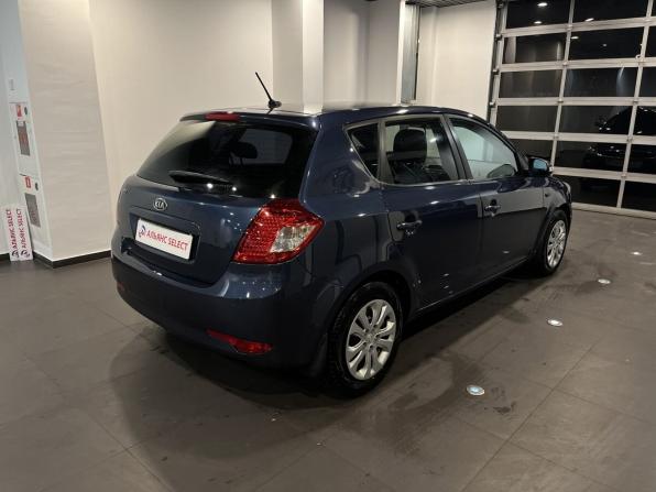 Kia Ceed I Рестайлинг с пробегом 2010 года, цена 735 000 рублей, 207021 км, хэтчбек, Автокод Объявления