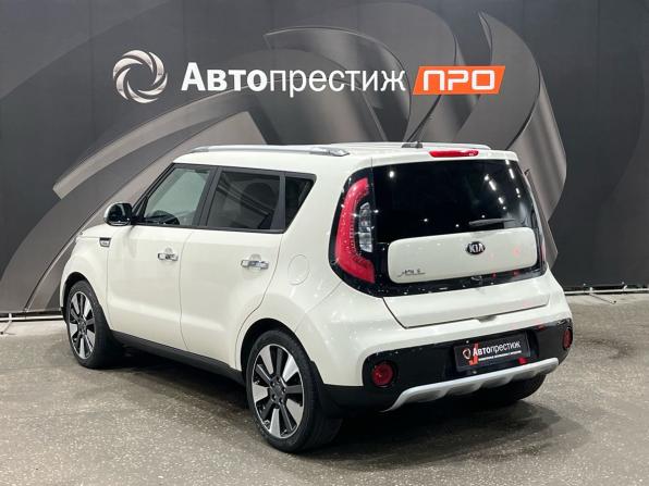 Kia Soul II Рестайлинг с пробегом 2017 года, цена 1 274 000 рублей, 164483 км, хэтчбек, Автокод Объявления