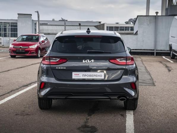 Kia Ceed III Рестайлинг с пробегом 2021 года, цена 2 449 000 рублей, 41552 км, хэтчбек, Автокод Объявления