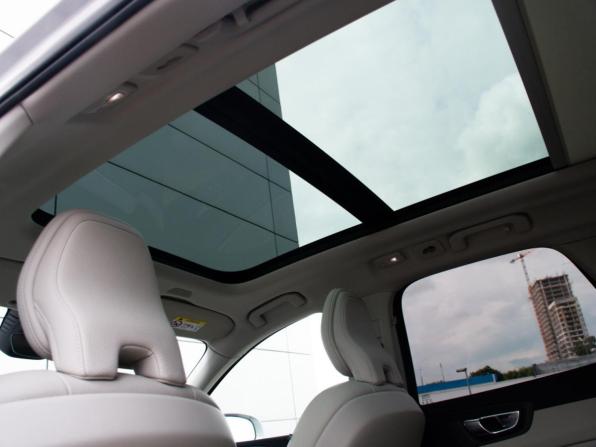 Volvo XC60 II Рестайлинг с пробегом 2021 года, цена 4 898 000 рублей, 58765 км, внедорожник, Автокод Объявления