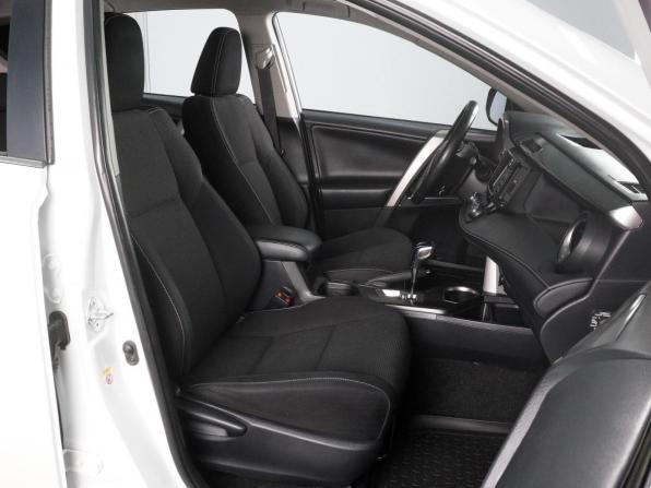 Toyota RAV4 IV (XA40) Рестайлинг с пробегом 2018 года, цена 2 600 000 рублей, 159452 км, внедорожник, Автокод Объявления