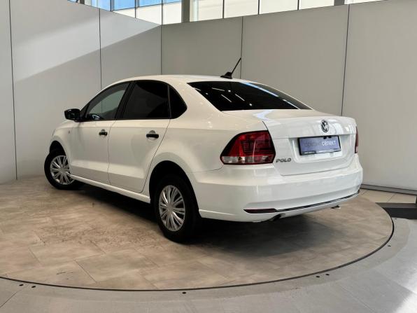 Volkswagen Polo V Рестайлинг с пробегом 2017 года, цена 850 000 рублей, 161584 км, седан, Автокод Объявления