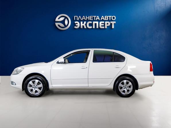 Skoda Octavia II (A5) Рестайлинг с пробегом 2011 года, цена 799 000 рублей, 179139 км, лифтбек, Автокод Объявления