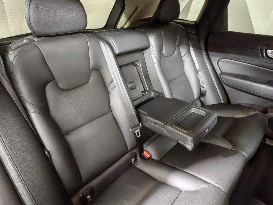 Volvo XC60 II Москва  - изображение 17