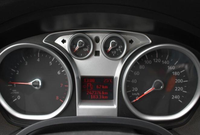 Ford Focus II с пробегом 2006 года, цена 350 000 рублей, 242376 км, хэтчбек, Автокод Объявления