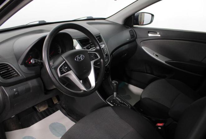 Hyundai Solaris I с пробегом 2012 года, цена 920 000 рублей, 125533 км, хэтчбек, Автокод Объявления