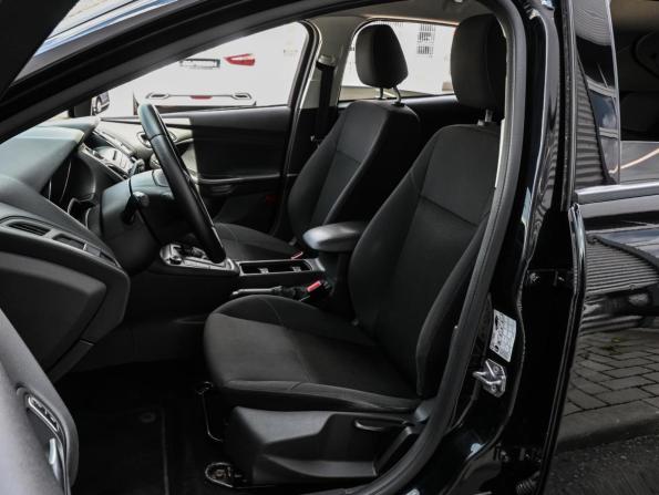 Ford Focus III Рестайлинг с пробегом 2017 года, цена 999 000 рублей, 133203 км, хэтчбек, Автокод Объявления