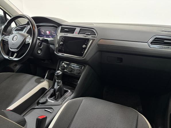 Volkswagen Tiguan II с пробегом 2019 года, цена 2 380 000 рублей, 113258 км, внедорожник, Автокод Объявления