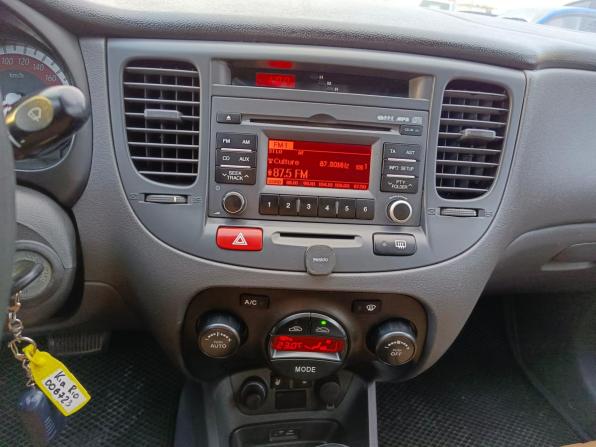 Kia Rio II Рестайлинг с пробегом 2011 года, цена 590 000 рублей, 173330 км, седан, Автокод Объявления