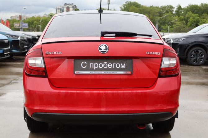 Skoda Rapid I Рестайлинг с пробегом 2018 года, цена 1 099 000 рублей, 147000 км, лифтбек, Автокод Объявления