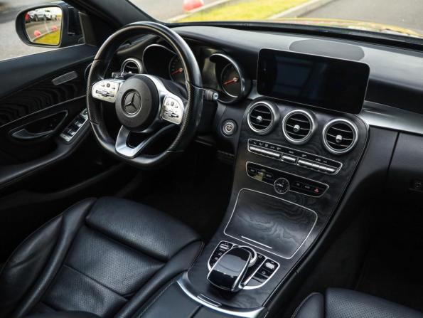Mercedes-Benz C-Класс IV (W205) Рестайлинг с пробегом 2018 года, цена 2 795 757 рублей, 121021 км, седан, Автокод Объявления
