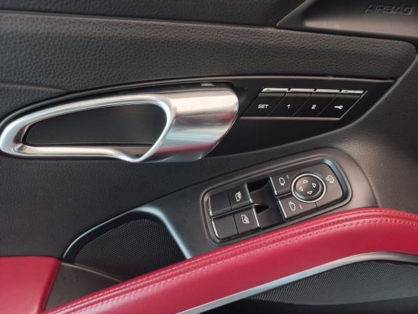 Porsche Boxster IV 718 (982) с пробегом 2016 года, цена 7 090 000 рублей, 44175 км, родстер, Автокод Объявления