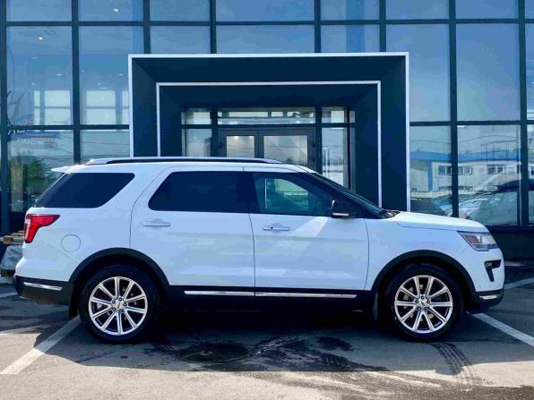 Ford Explorer V Рестайлинг 2 с пробегом 2018 года, цена 3 499 000 рублей, 125100 км, внедорожник, Автокод Объявления