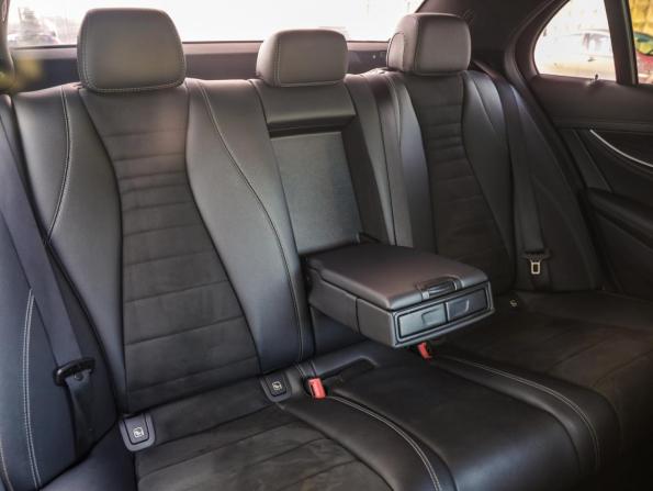 Mercedes-Benz E-Класс V (W213 S213 C238) с пробегом 2018 года, цена 3 144 852 рубля, 124257 км, седан, Автокод Объявления