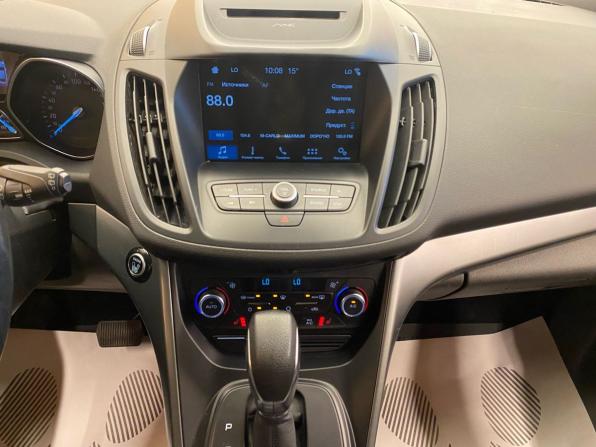 Ford Kuga II Рестайлинг с пробегом 2018 года, цена 1 228 000 рублей, 265000 км, внедорожник, Автокод Объявления