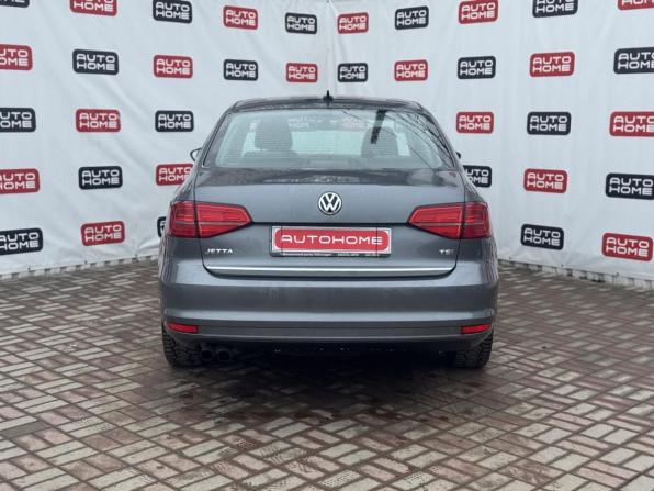 Volkswagen Jetta VI Рестайлинг с пробегом 2017 года, цена 1 134 990 рублей, 129000 км, седан, Автокод Объявления