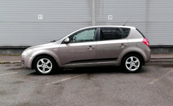 Kia Ceed I с пробегом 2008 года, цена 399 000 рублей, 283614 км, хэтчбек, Автокод Объявления