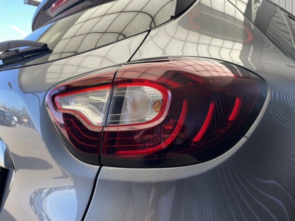 Renault Kaptur I Рестайлинг с пробегом 2021 года, цена 1 647 000 рублей, 68775 км, внедорожник, Автокод Объявления