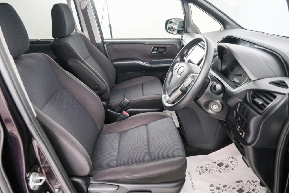 Toyota Noah III (R80) Красноярск  - изображение 8