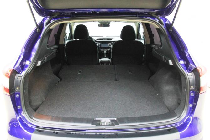 Nissan Qashqai II с пробегом 2014 года, цена 1 387 000 рублей, 192812 км, внедорожник, Автокод Объявления