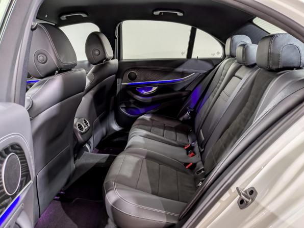 Mercedes-Benz E-Класс V (W213 S213 C238) Рестайлинг с пробегом 2022 года, цена 5 785 500 рублей, 38809 км, седан, Автокод Объявления