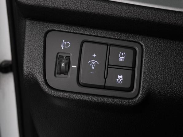 Hyundai Solaris II с пробегом 2017 года, цена 1 199 000 рублей, 66813 км, седан, Автокод Объявления