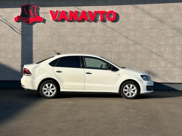 Volkswagen Polo V Рестайлинг с пробегом 2019 года, цена 980 000 рублей, 148200 км, седан, Автокод Объявления