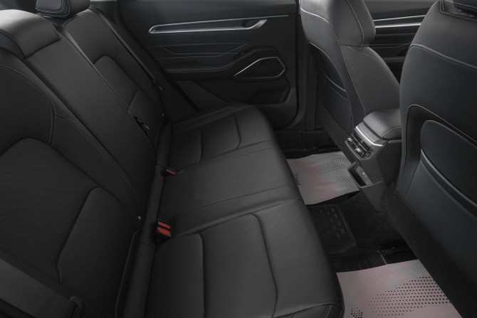 Geely Emgrand II с пробегом 2023 года, цена 1 829 000 рублей, 2500 км, седан, Автокод Объявления