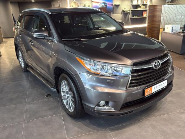 Toyota Highlander III (XU50) с пробегом 2014 года, цена 2 450 000 рублей, 219200 км, внедорожник, Автокод Объявления