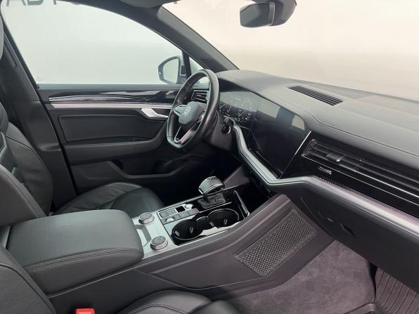Volkswagen Touareg III с пробегом 2022 года, цена 6 650 000 рублей, 46537 км, внедорожник, Автокод Объявления
