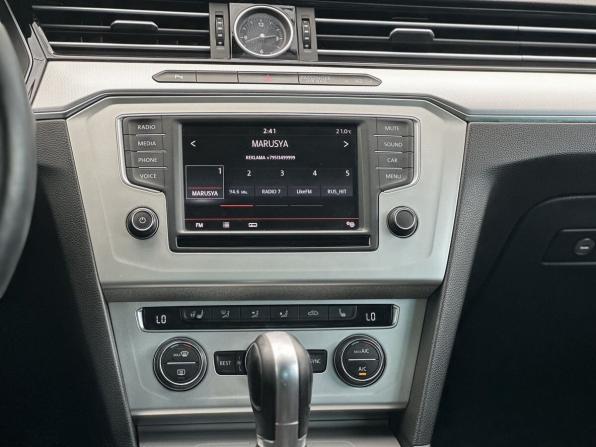 Volkswagen Passat B8 с пробегом 2016 года, цена 1 300 000 рублей, 354436 км, седан, Автокод Объявления