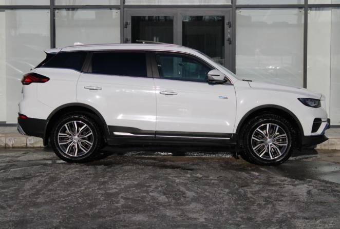 Geely Atlas Pro с пробегом 2024 года, цена 2 170 000 рублей, 60039 км, внедорожник, Автокод Объявления