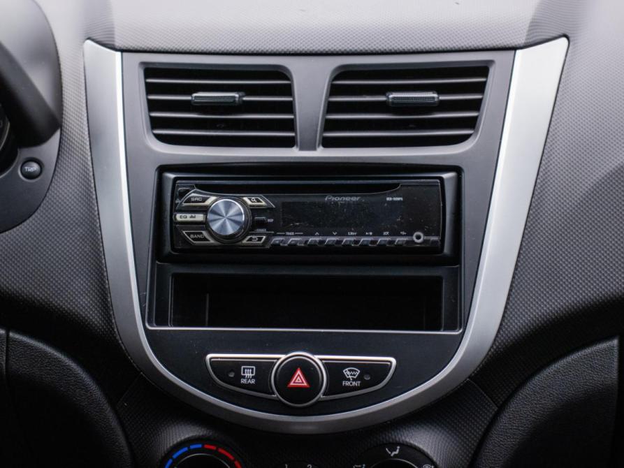 Hyundai Solaris I Москва  - изображение 13