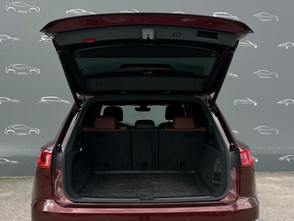 Volkswagen Touareg III с пробегом 2021 года, цена 6 958 600 рублей, 58281 км, внедорожник, Автокод Объявления