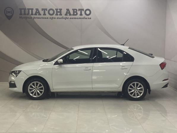 Skoda Rapid II с пробегом 2021 года, цена 1 275 000 рублей, 87500 км, лифтбек, Автокод Объявления