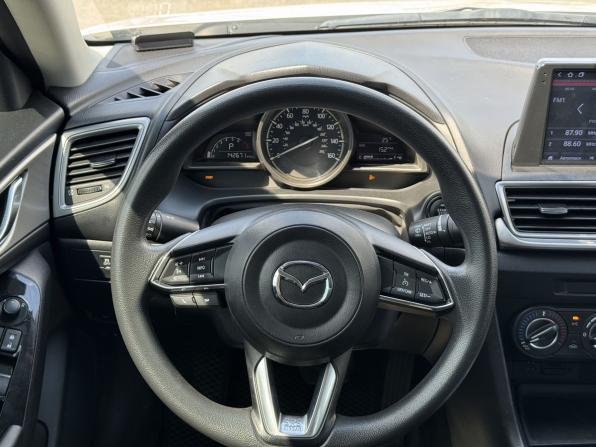 Mazda 3 III (BM) Рестайлинг с пробегом 2016 года, цена 1 159 000 рублей, 229569 км, седан, Автокод Объявления