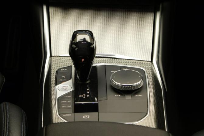 BMW 3 серии VII (G2x) с пробегом 2020 года, цена 3 499 000 рублей, 108148 км, седан, Автокод Объявления