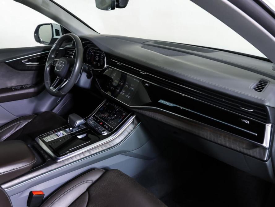 Audi Q8 I (4M) Москва  - изображение 11